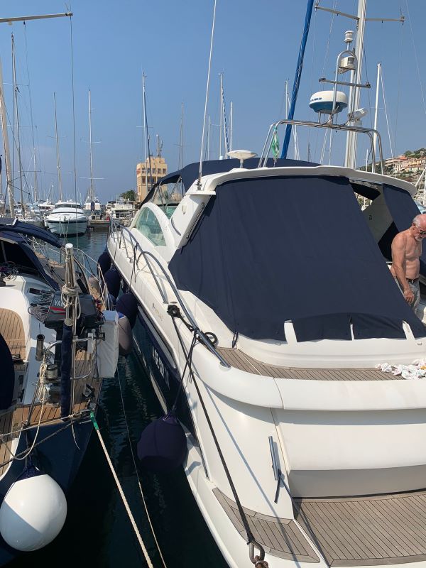 Cappottina Fairline 52 Montaggio